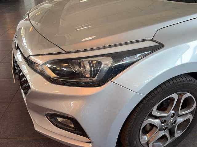 Hyundai i20 5P 1.2 MPI DUALCOLOR 84CV