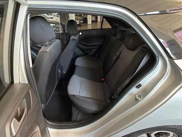 Hyundai i20 5P 1.2 MPI DUALCOLOR 84CV