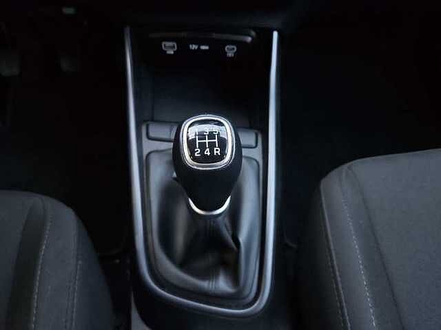 Hyundai i20 1.2 MPI CONNECTLINE 84CV MT