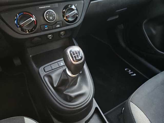 Hyundai i10 1.0 MPI TECH CONNECT PACK