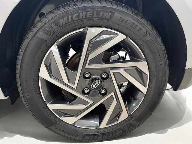 Hyundai i20 1.2 MPI MT Connectline