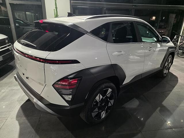 Hyundai KONA 1.6 HEV DCT Exellence