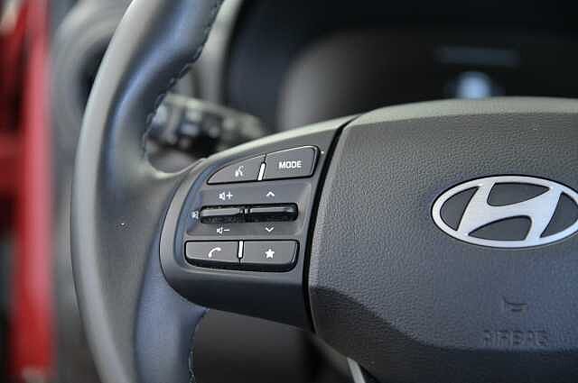 Hyundai i10 i10 1.0 mpi Connectline Navi Pack auto