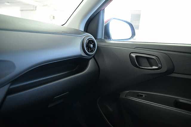 Hyundai i10 i10 1.0 mpi Connectline Navi Pack auto
