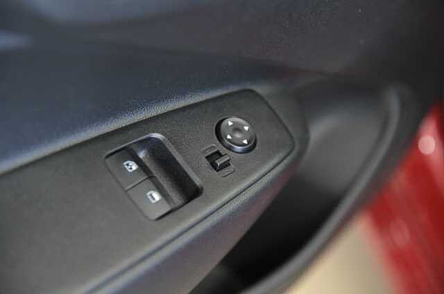 Hyundai i10 i10 1.0 mpi Connectline Navi Pack auto