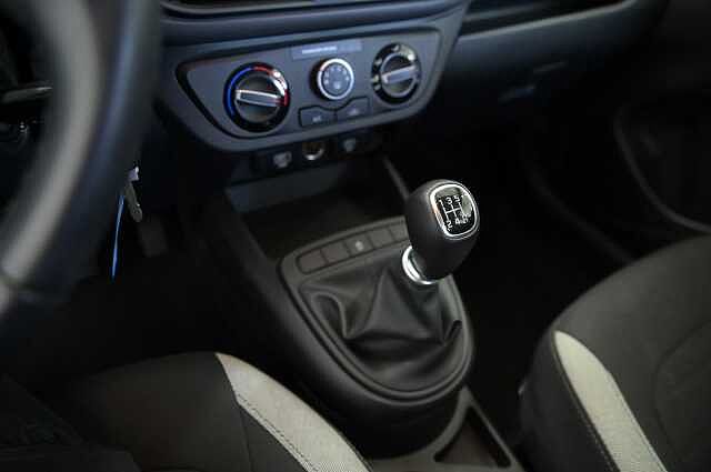 Hyundai i10 i10 1.0 mpi Connectline Navi Pack