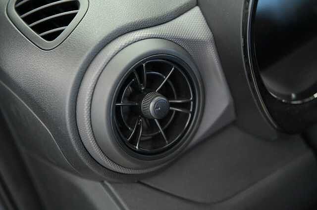 Hyundai i10 i10 1.0 mpi Connectline Navi Pack