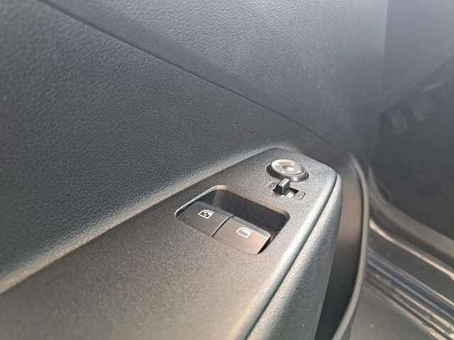 Hyundai i10 i10 1.0 mpi Tech Connect Pack