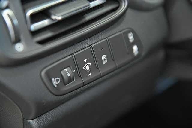 Hyundai i30 i30 1.0 t-gdi 48V Prime 120cv