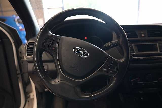 Hyundai i20 i20 1.2 Classic econext 75cv 5p