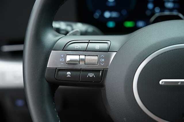 Hyundai  NEW KONA 1.6 HEV DCT X CLASS