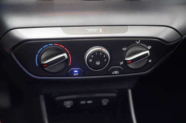 Hyundai i20 i20 1.2 mpi Connectline 84cv mt