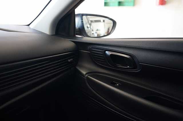 Hyundai i20 i20 1.2 mpi Connectline 84cv mt