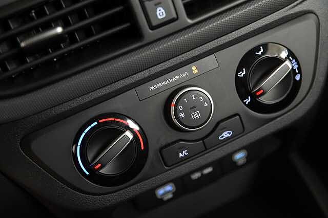 Hyundai i10 I10 PE MY25 5P 1.0 AT CONNECTLINE