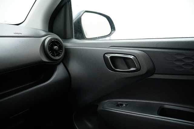 Hyundai i10 I10 PE MY25 5P 1.0 MT CONNECTLINE