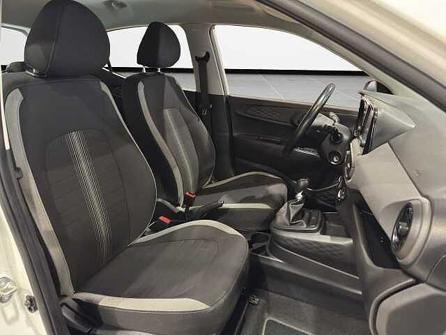 Hyundai i10 i10 1.0 mpi Connectline Navi Pack