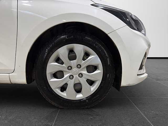 Hyundai i20 i20 1.2 mpi Connectline 75cv 5p