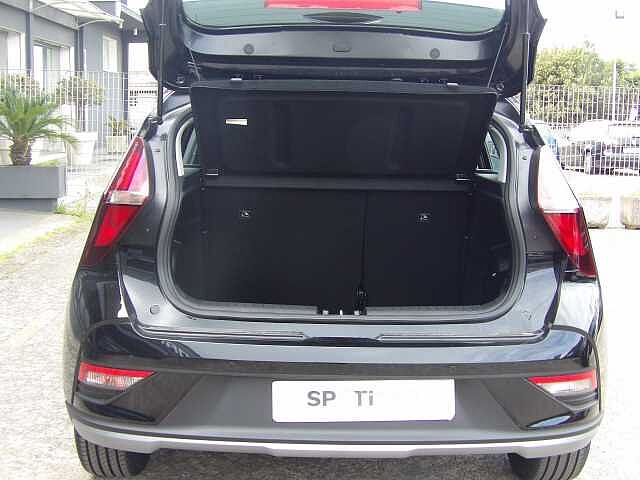 Hyundai BAYON 1.2 MPI MT XLine