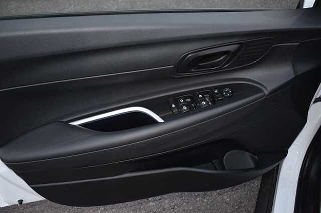 Hyundai BAYON 1.2 MPI MT XLine
