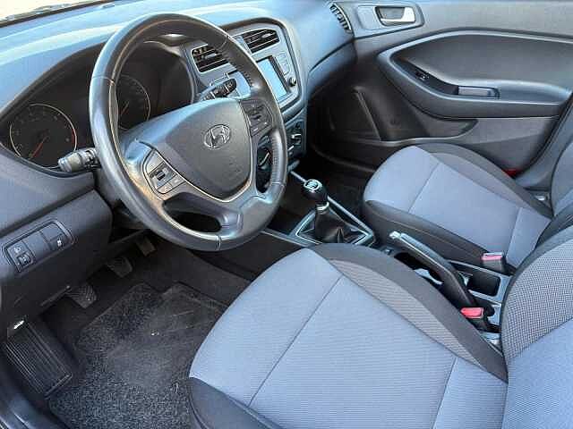 Hyundai i20 1.2 5 porte Tech