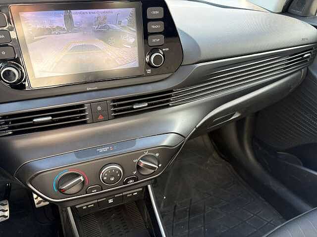 Hyundai BAYON 1.2 MPI MT XLine
