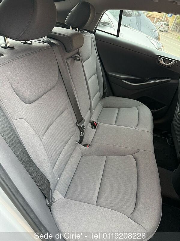 Hyundai IONIQ 1.6 Hybrid DCT Tech