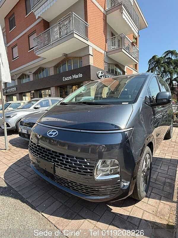 Hyundai STARIA 1.6 HEV AT 2WD 9 posti Wagon