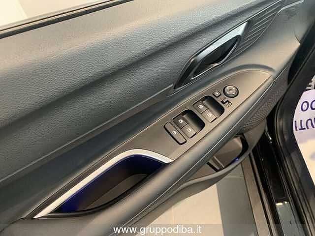 Hyundai BAYON 1.0 T-GDI T-GDI Petrol 6-speed M/T PE 1.0T XLINE