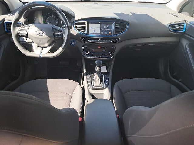 Hyundai IONIQ 1.6 Hybrid DCT Classic