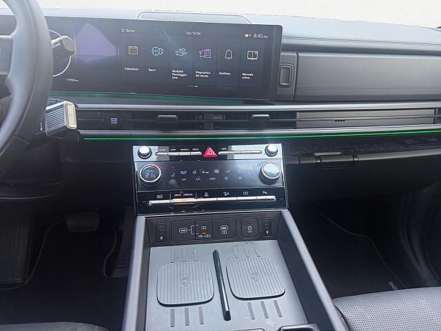 Hyundai SANTA FE 1.6 T-GDi PHEV 4WD AT 7 posti XClass Bianco