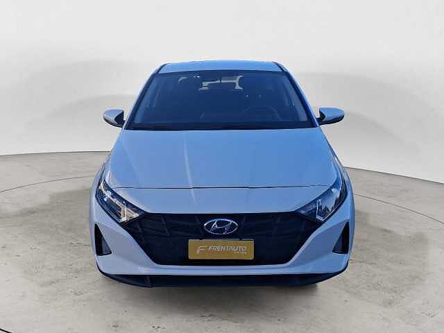 Hyundai i20 1.2 MPI MT Connectline