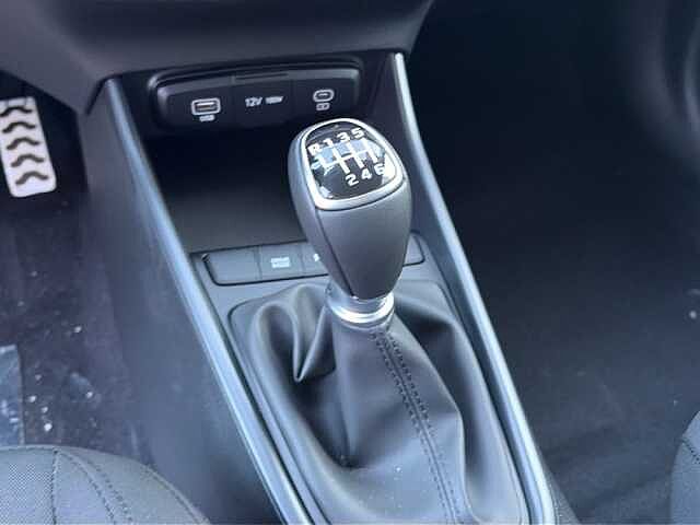 Hyundai BAYON 1.0 T-GDI MT XLine