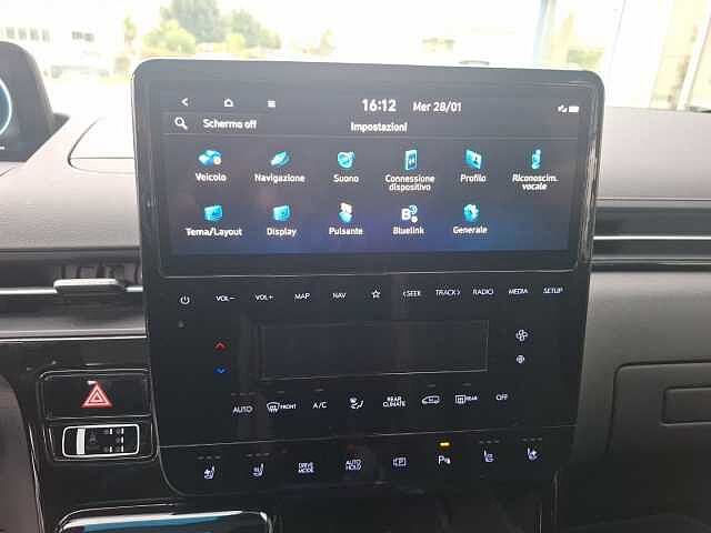 Hyundai STARIA 2.2 AT AWD 7 posti Luxury