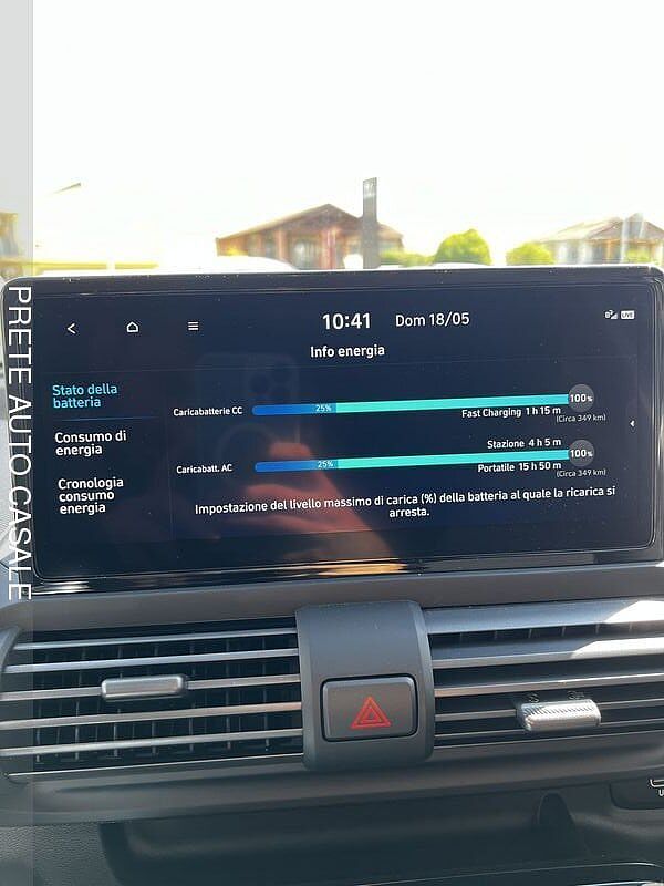 Hyundai  49 kWh xTech + Login Pack