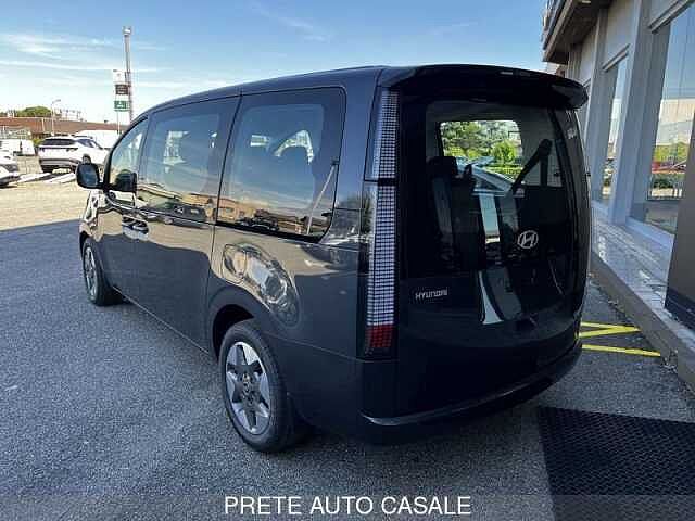 Hyundai STARIA 1.6 HEV AT 2WD 9 posti Wagon