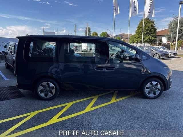 Hyundai STARIA 1.6 HEV AT 2WD 9 posti Wagon