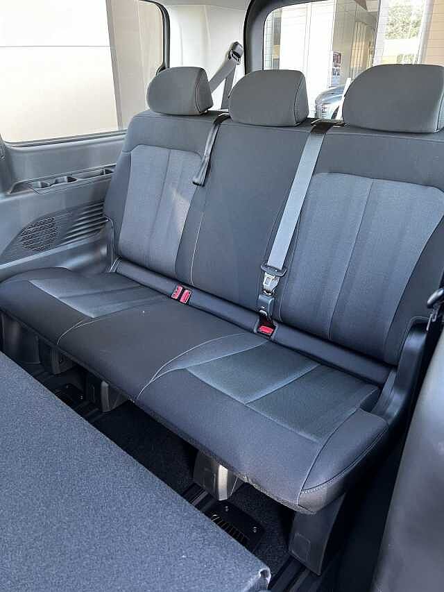 Hyundai STARIA 1.6 HEV AT 2WD 9 posti Wagon