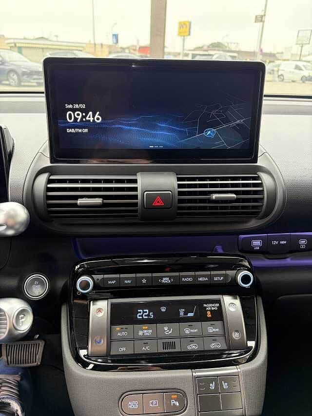 Hyundai INSTER 49 kWh Xclass + Tech pack + cerchi da 17