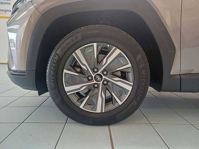 Hyundai TUCSON Hybrid 1.6 HEV 2WD AT XLine