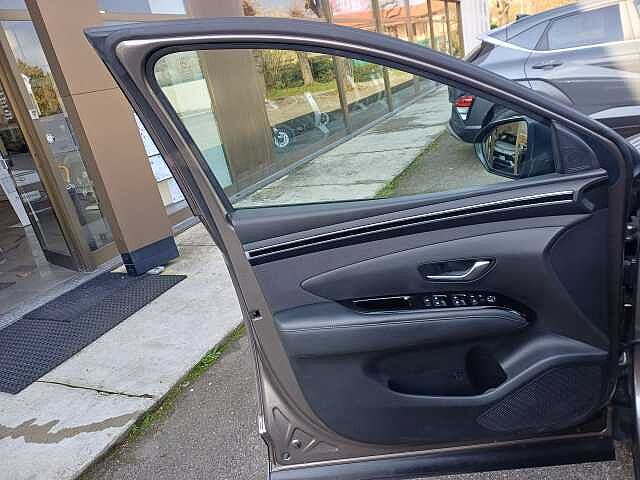 Hyundai TUCSON Hybrid 1.6 HEV 2WD AT XLine
