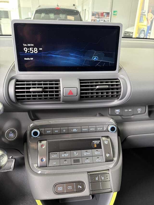 Hyundai INSTER BEV 49 kWh Cross