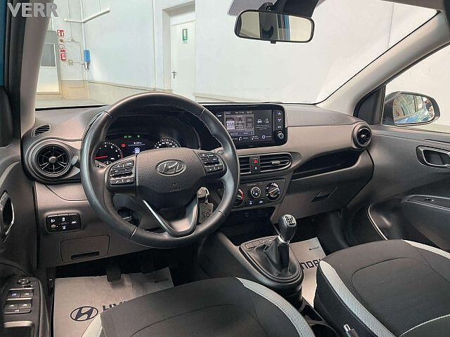 Hyundai i10 i10 1.0 mpi Tech Connect +Retrocamera+Tetto black