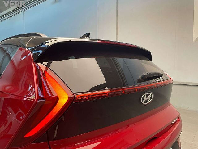 Hyundai BAYON 1.0 t-gdi 48V Xclass+tetto nero imt- KM ZERO