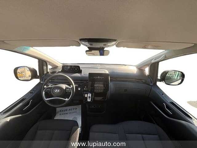 Hyundai STARIA 1.6 HEV AT 2WD 9 posti Wagon