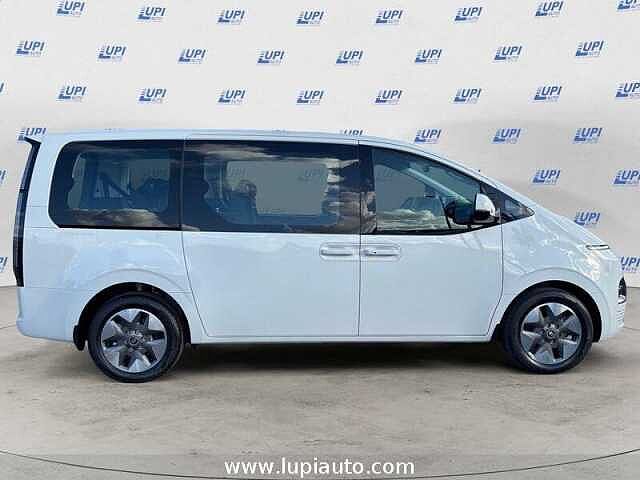 Hyundai STARIA 1.6 hev Wagon 2wd auto