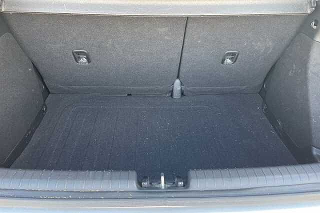 Hyundai i20 1.2 MPI MT Connectline