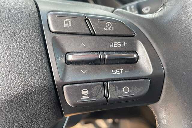 Hyundai IONIQ 1.6 Hybrid DCT Tech