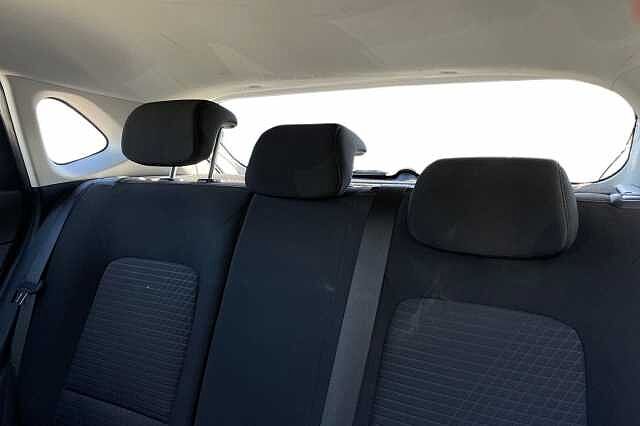 Hyundai i20 1.2 MPI MT Connectline