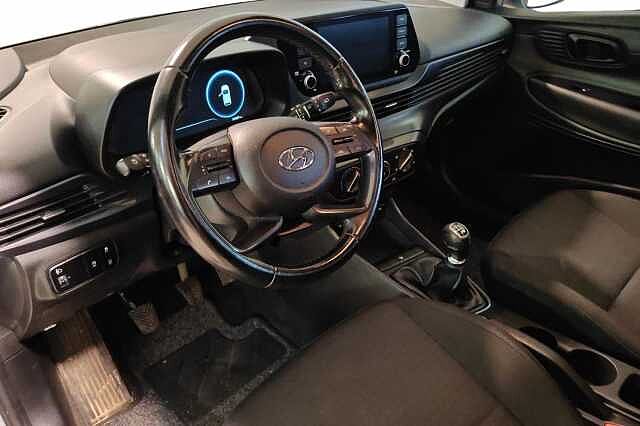 Hyundai i20 1.2 MPI MT Connectline