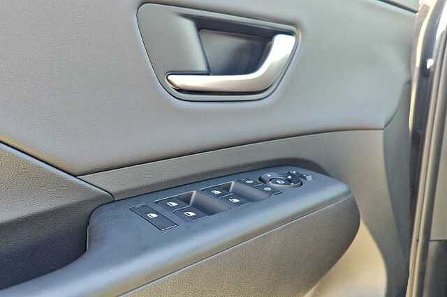 Hyundai KONA EV 64.8 KWh Exclusive